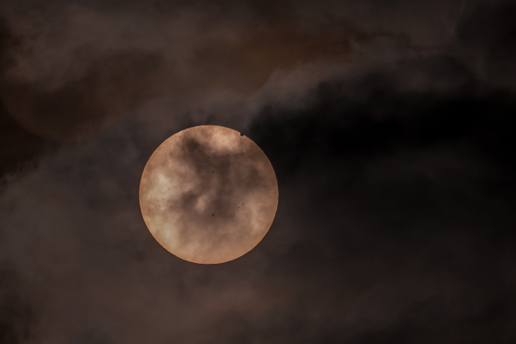 Venus zieht an der Sonne vorbei - 06.06.2012, 6:45 Uhr (Spremberg)-